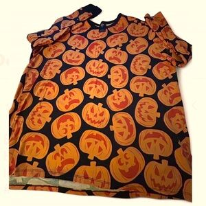 Halloween unsex lounge shirt Size XL.  Hide and Eek - Pumpkin Print